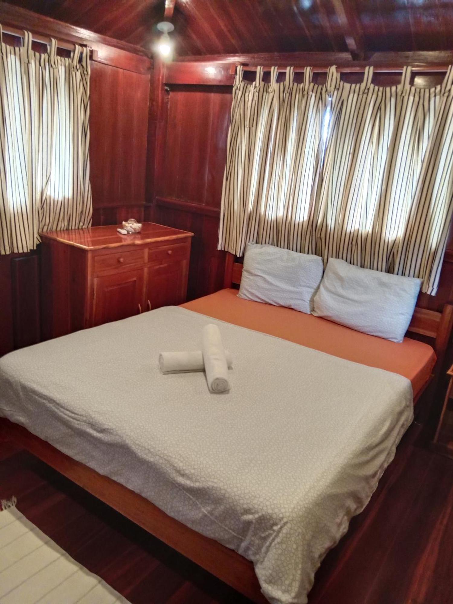 Pahiluna Guesthouse Đảo Đảo Panglao Ngoại thất bức ảnh