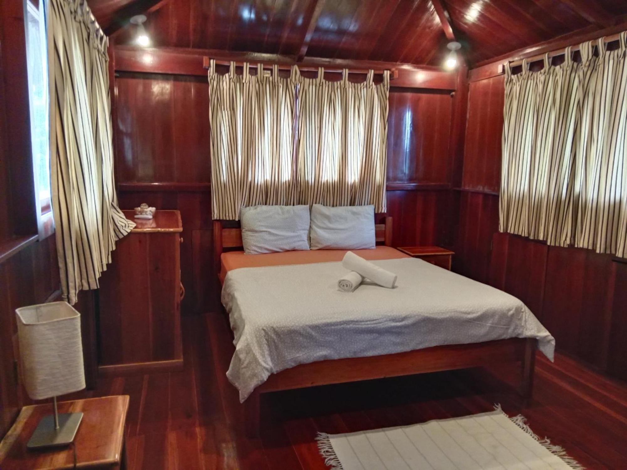 Pahiluna Guesthouse Đảo Đảo Panglao Ngoại thất bức ảnh